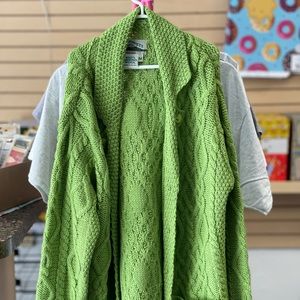 Aran crafts Ireland fisherman’s sweater cardigan